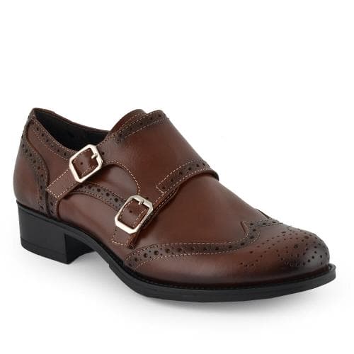 zapato clásico de mujer estilo mocasín en marrón calzado exclusivo para mujer valladolid
