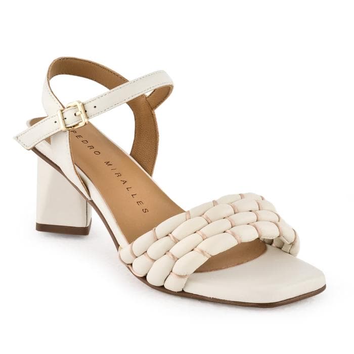 Paparazzo Zapatería online, sandalia blanca trenzada con tacón colección primavera verano