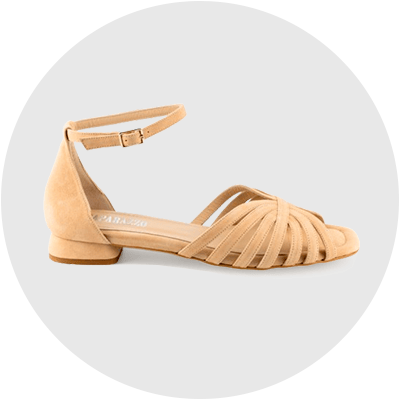 sandalia plana beige, calzado mujer zapatería Valladolid